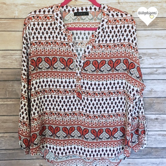 Tops - DOORBUSTER 🌟Floral Paisley Blouse